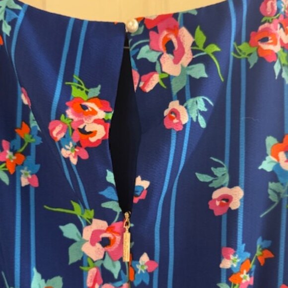 Karl Lagerfeld Women's Bundle Lot of 6 Dresses size 8 - Picture 16 of 16